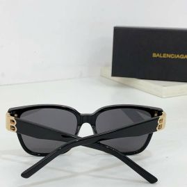 Picture of Balenciga Sunglasses _SKUfw55826956fw